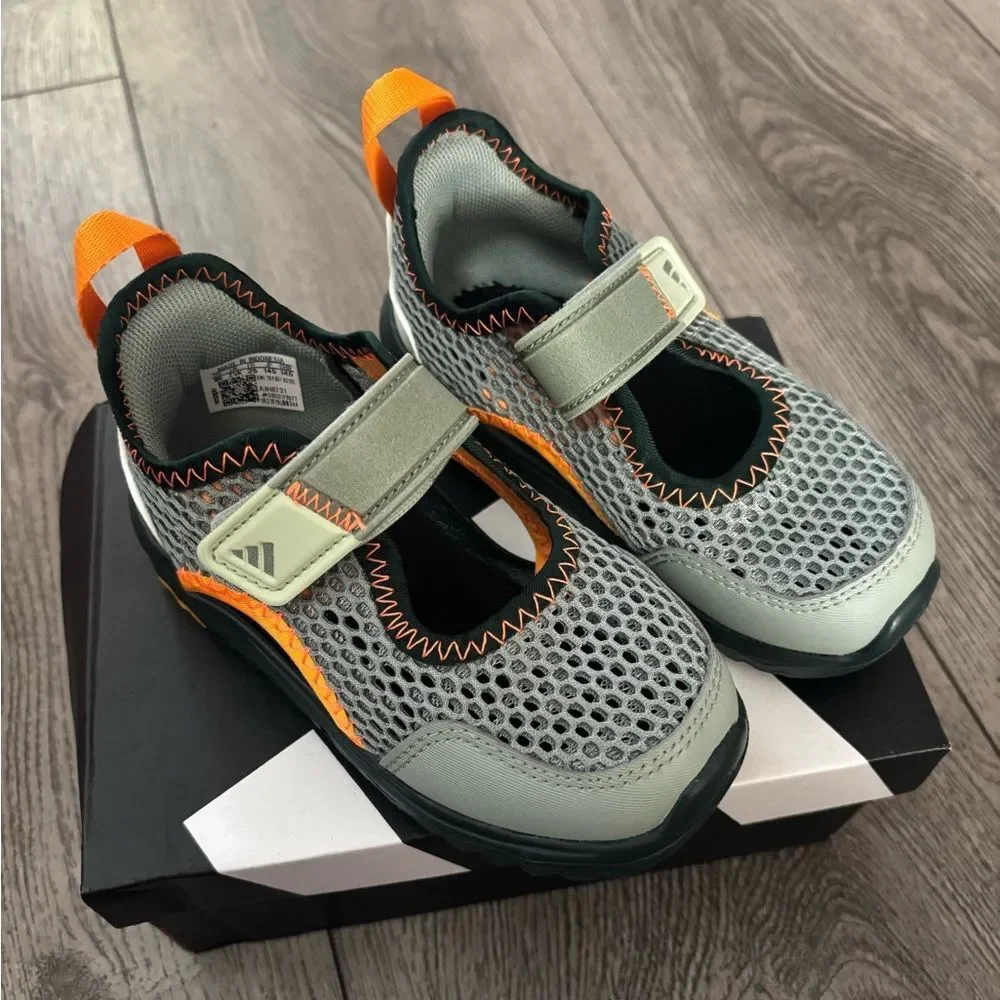Adidas summer flex I Kids Gray and Orange Athletic Shoes